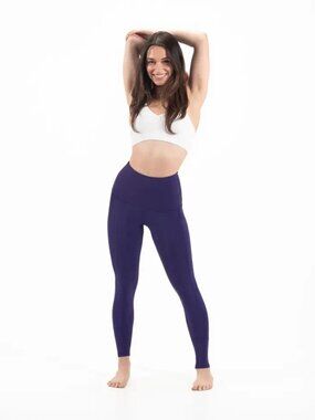 Sweetflexx Women's Resistance Leggings with Pockets Grape